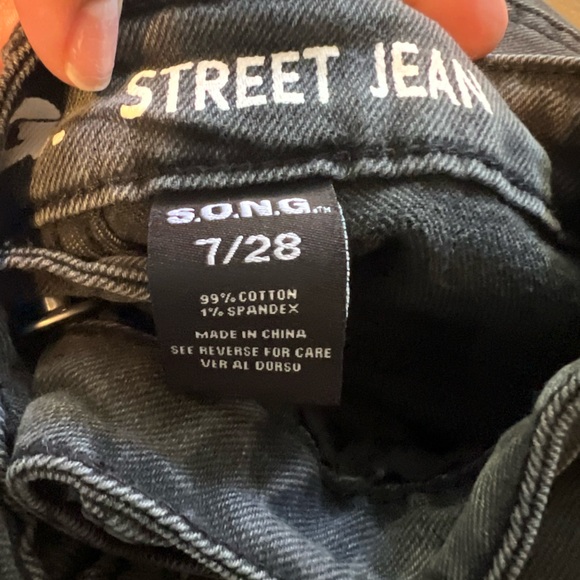 Flare Jeans - Picture 5 of 5